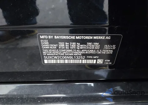 2022 BMW X7 xDrive40I z USA, uszkodzony, nr VIN 5UXCW2C06N9L13252